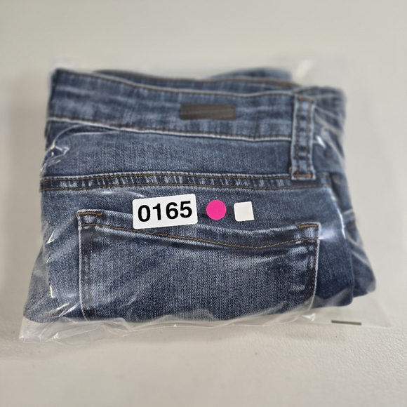 Kut Kloth Boyfriend Womens Jeans Medium Wash Blue Distressed Size 4 Mid Rise - Picture 14 of 14